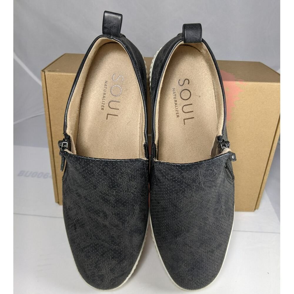 Soul Naturalizer Turner Sneakers W/ 9 Black Slip On Platform with box - Picture 4 of 10
